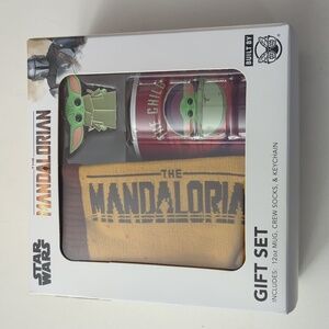 NEW Mandalorian Box Gift Set